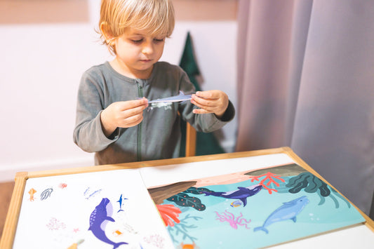 3 důvody, proč vyzkoušet samolepky Lerni k opakovanému použití - Lerni.cz