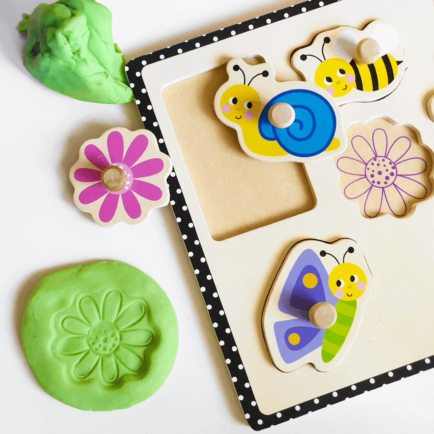 Dřevěná dětská razítka puzzle Kouzelná zahrada - Lerni.cz