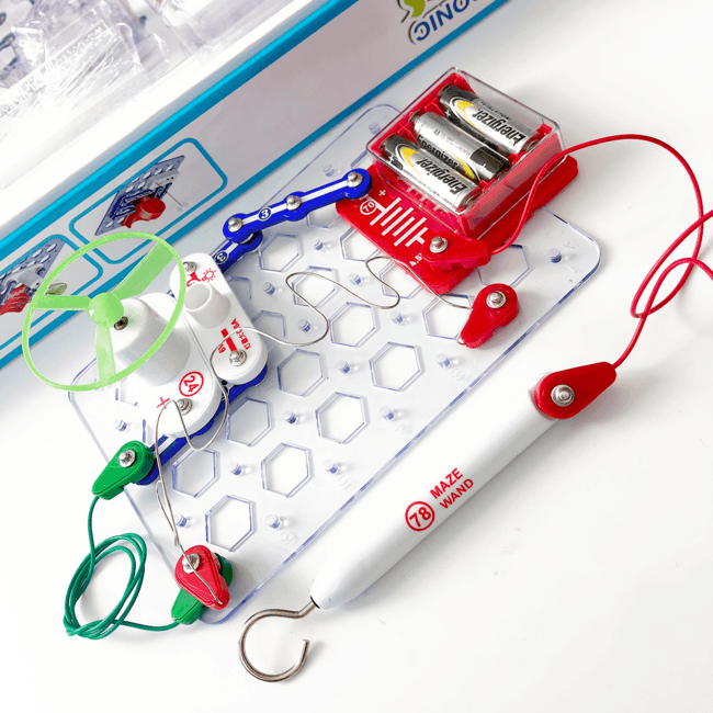 Elektronická stavebnice 33 částí - Lerni.cz