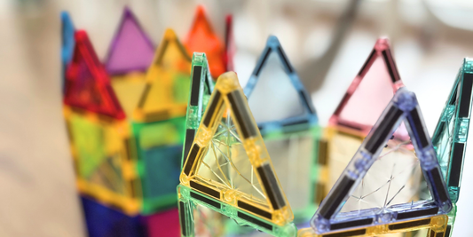 Dvojnásobná zábava za jednu cenu: Proč využít akci 1+1 zdarma na stavebnice Colormag