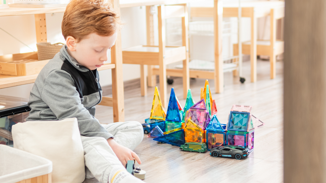 Hra s otevřeným koncem: Jak ji podpořit s hračkami od Lerni a proč ji zařadit do každodenního hraní